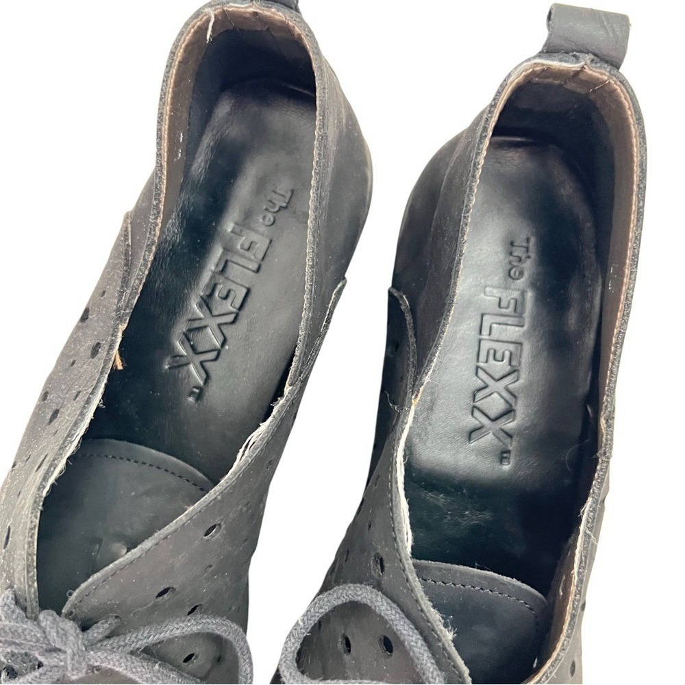 The FLEXX Black Leather Perforated Lace Up Shoes Lagenlook Art to Wear 9.5 EU 41 - Picture 5 of 10